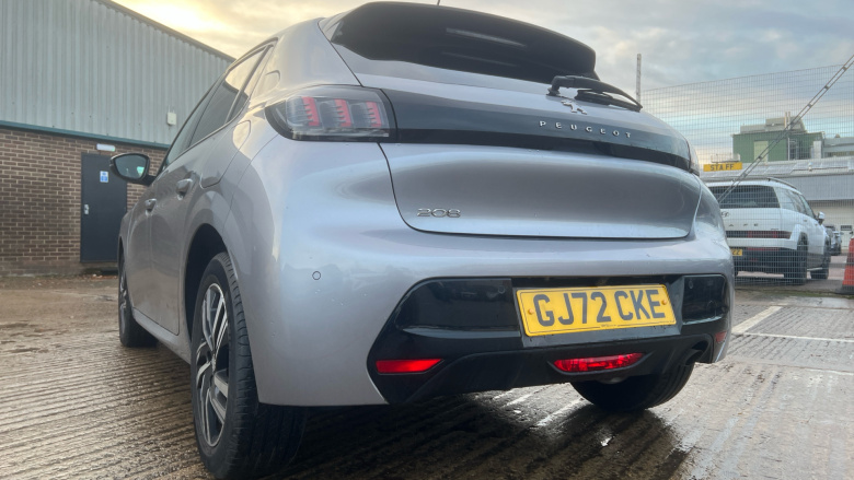 Peugeot 208 1.2 PureTech 100 Allure Premium + 5dr Petrol Hatchback